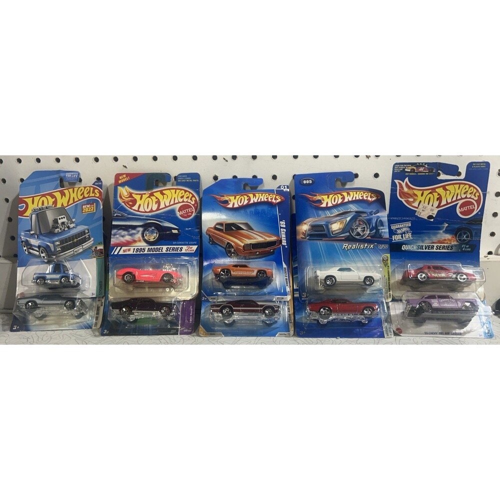 Lot of 10 Hot Wheels GM Cars Chevy and Pontiac All MUSCLE!